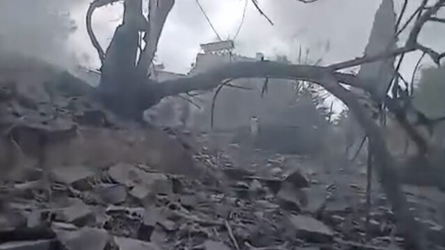Rescaldo dos ataques mortais israelitas no sul do Líbano Rescaldo dos ataques mortais israelitas no sul do Líbano