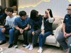 Respons Tak Terduga Ocha Siswi SMAN 1 Pontianak, Saat Aksi Protesnya dalam Lomba Cerdas Cermat MPR Viral Respons Tak Terduga Ocha Siswi SMAN 1 Pontianak, Saat Aksi Protesnya dalam Lomba Cerdas Cermat MPR Viral