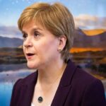 Sturgeon foi vista usando o colar com pingente – um dos itens que seu ex-marido, Peter Murrell, admitiu ter comprado com fundos desviados – em várias ocasiões.