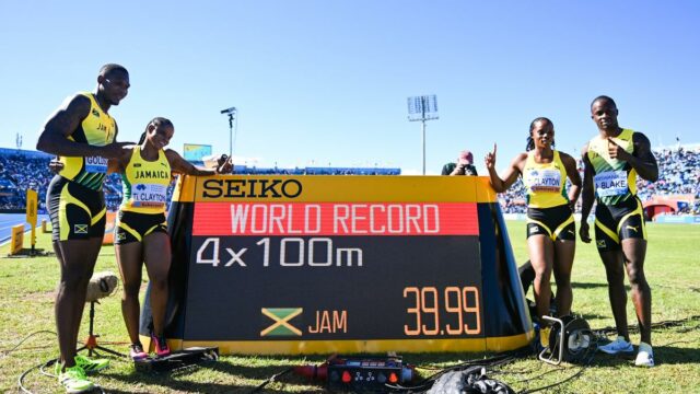 Revezamentos Mundiais de Atletismo 2026: Jamaica quebra o recorde mundial misto de 4x100m novamente com Thompson-Herah e Tebogo brilhando
