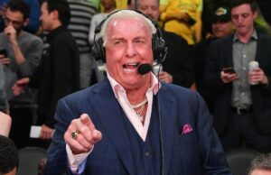 Ric Flair envia outra mensagem para Luka Doncic e LeBron James antes do jogo 2 Ric Flair envia outra mensagem para Luka Doncic e LeBron James antes do jogo 2