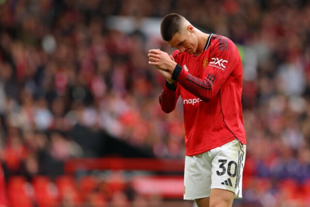 Rio Ferdinand argumenta que uma 'contratação sensata' complementaria perfeitamente Benjamin Rio Ferdinand argumenta que uma 'contratação sensata' complementaria perfeitamente Benjamin Sesko no Man Utd