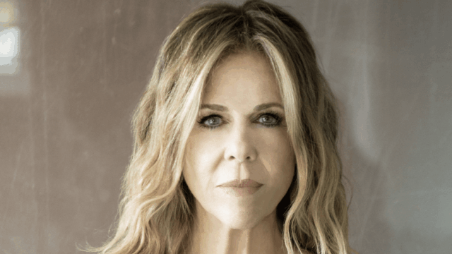 Rita Wilson entra para o piloto da HBO Max ‘How to Survive Without Me’
