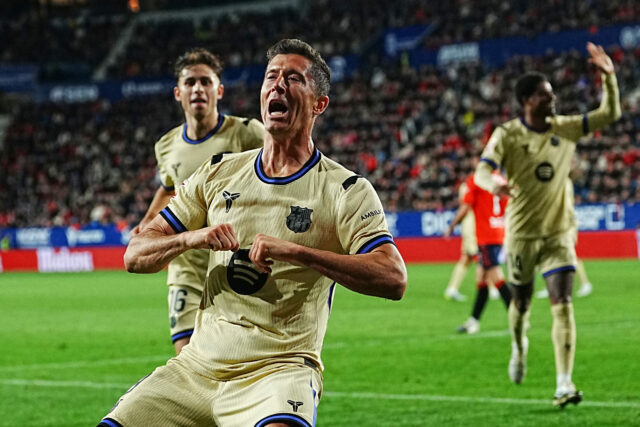 O prolífico artilheiro Robert Lewandowski deixará o Barcelona no final da temporada, informou o clube espanhol no sábado.