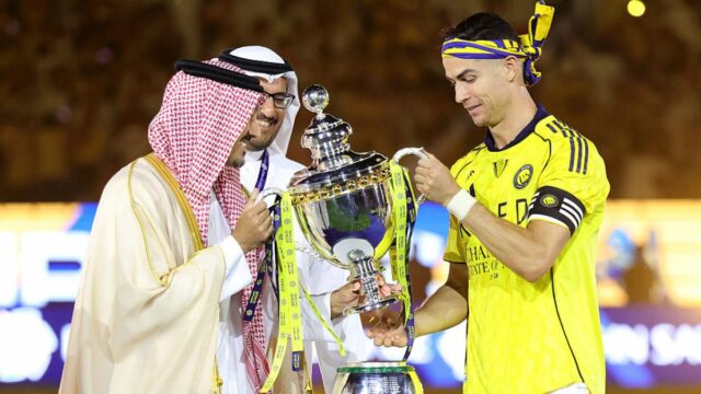 Ronaldo marca duas vezes para finalmente selar a Saudi Pro Cristiano Ronaldo, do Al Nassr, comemora o quarto gol de seu time durante a partida da Saudi Pro League entre Al Nassr e Damac