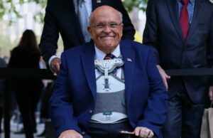 Rudy Giuliani hospitalizado em estado crítico, mas estável na Flórida O secretário de Defesa dos EUA, Pete Hegseth, faz testes perante o Comitê de Serviços Armados da Câmara no edifício de escritórios Rayburn House em 29 de abril de 2026 em Washington, DC.