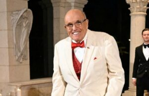 Rudy Giuliani saiu da UTI depois de ler a última cerimônia, oração dos créditos do representante Promo Jimmy Kimmel brincou sobre Rudy Giuliani saindo do túmulo dias antes da hospitalização