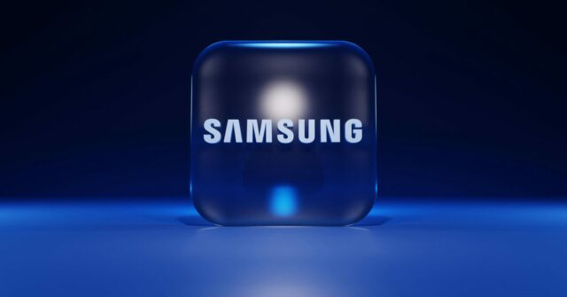 Rumor sobre chip da Apple ajuda Samsung a atingir avaliação de US$ 1T | A imagem mostra uma representação 3D em vidro do nome Samsung