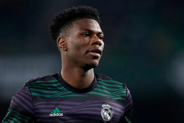 Rumores de transferência do Manchester United: Carlos Baleba, Morgan Rogers, Castello Lukeba
