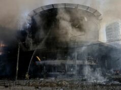Rússia ameaça ataques em locais de defesa de Kyiv e exorta estrangeiros a saírem Rússia ameaça ataques em locais de defesa de Kyiv e exorta estrangeiros a saírem