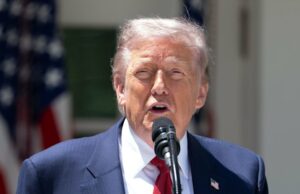 Rússia e Ucrânia concordam com cessar-fogo de três dias, diz Trump O presidente dos EUA, Donald Trump, durante um almoço de Dia das Mães na Casa Branca na sexta-feira.