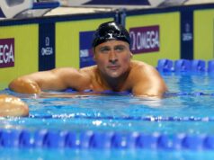 Ryan Lochte ingressando na equipe da equipe de natação da faculdade – por US$ 34 a hora Ryan Lochte, dos Estados Unidos, reage após competir na final dos 200m medley individual masculino durante o sexto dia das seletivas de natação da equipe olímpica dos EUA de 2021