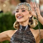 Sabrina Carpenter participa da comemoração do Met Gala de 2026