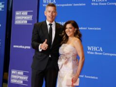 Sean Duffy ataca Pete Buttigieg em meio a perguntas sobre reality shows na TV Transportation Secretary Sean Duffy and Rachel Campos-Duffy attend the White House Correspondents' Dinner on April 25, 2026.