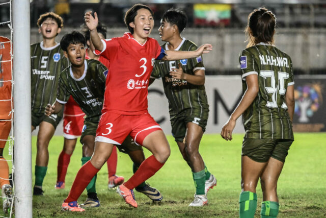 O Naegohyang Women's FC, do país isolado e com armas nucleares, enfrentará o Suwon FC Women, do Sul, três dias depois, nas semifinais da Liga dos Campeões Asiáticos.