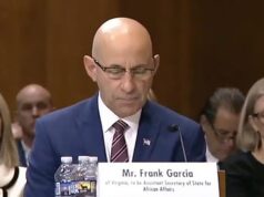 Senado dos EUA confirma oficial naval veterano Frank Garcia como principal enviado para África Senado dos EUA confirma oficial naval veterano Frank Garcia como principal enviado para África