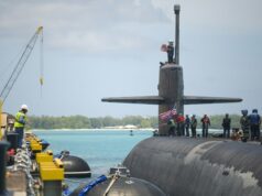 Senador Kennedy: Os EUA devem pressionar o Reino Unido para manter a base militar fora das mãos da China Submarino nuclear dos EUA visita Diego Garcia