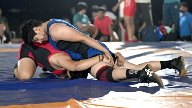 Senior Open Ranking Wrestling 2026: Itisha surpreende o medalhista de bronze do CWG na categoria até 76kg
