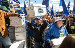 Separatistas de Alberta dizem ter assinaturas suficientes para um referendo sobre a saída do Canadá Separatistas de Alberta dizem ter assinaturas suficientes para um referendo sobre a saída do Canadá