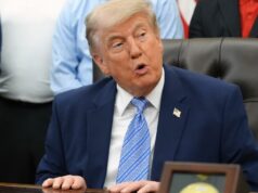 ‘Serei eu’: Trump sugere próxima aquisição dos EUA 'Serei eu': Trump sugere próxima aquisição dos EUA
