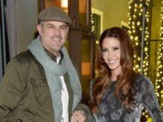 Shannon Elizabeth finaliza o divórcio de Simon Borchert em meio à ascensão de OnlyFans Shannon Elizabeth finaliza o divórcio de Simon Borchert em meio à ascensão de OnlyFans