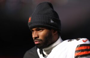 Shedeur Sanders conseguirá manter seu emprego? Classificações do Browns QB: Edição Minicamp Deshaun Watson #4 of the Cleveland Browns.
