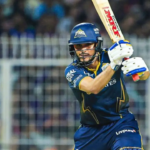 Shubman Gill lidera na frente; GT atinge 101 corridas em 10 saldos contra KKR