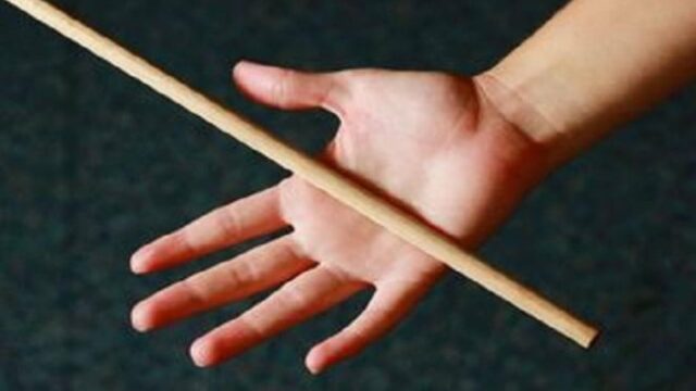 Singapura Berlakukan Hukum Cambuk Siswa Laki-laki Pelaku Bullying di Sekolah
