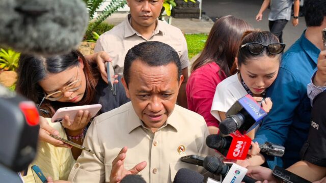 Solar Nonsubsidi Tembus di Atas Rp 30.000 por litro, Bahlil Tegaskan Kenaikan Harga Hanya para Orang yang Mampu
