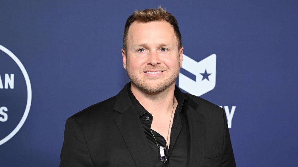 Spencer Pratt usa a capa semanal da Us para fazer campanha para prefeito de Los Angeles: 'A personalidade que criei em “The Hills” foi estratégica'