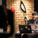 Spotify dobra podcasts de vídeo em seus estúdios de Hollywood