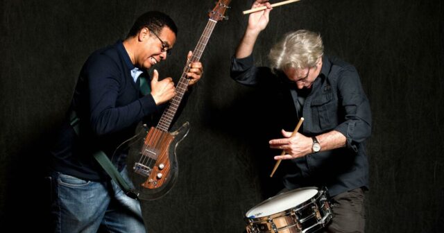 Stanley Clarke e Stewart Copeland se reúnem para o 'casual' Santa Monica Jazz Festival
