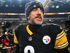 Steelers QB Aaron Rogers anuncia que 2026 será sua última temporada Pittsburgh Steelers QB Aaron Rodgers