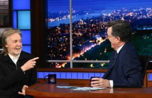 Stephen Colbert manteve em segredo os convidados de seu último episódio. Quem apareceu? O último show com Stephen Colbert