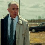 Steve Coogan e Tom Burke se destacam como agentes secretos no drama da Netflix sobre a guerra contra as drogas, 'Legends': TV Review
