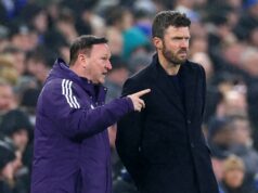 Steve Holland e Michael Carrick devem focar ‘discretamente’ na maior prioridade do Man Utd, afirma Sam Allardyce Steve Holland e Michael Carrick devem focar 'discretamente' na maior prioridade do Man Utd, afirma Sam Allardyce