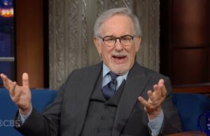 Steven Spielberg diz que ‘é tão injusto’ que os alienígenas nunca se revelaram a ele: ‘Eu fiz todos esses filmes!’ | Vídeo Jogar
