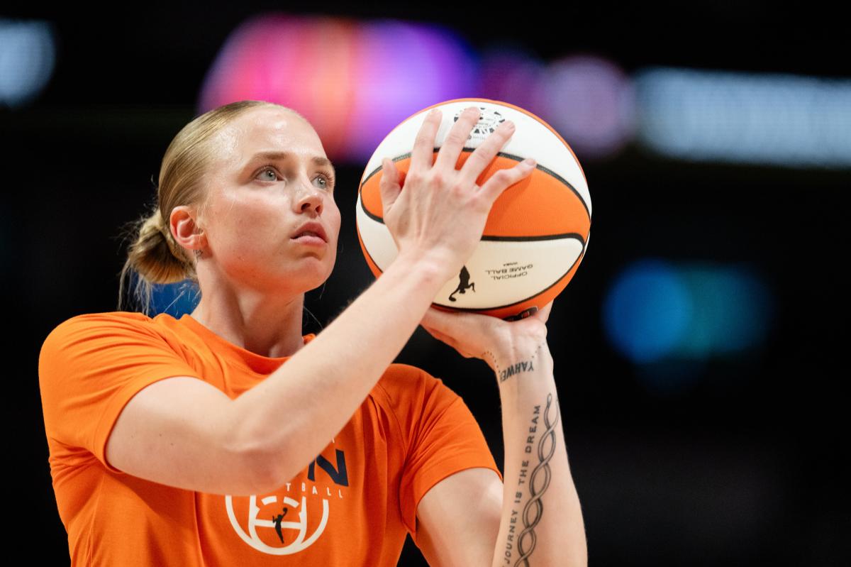 Sun dispensou Hailey Van Lith após apenas nove jogos