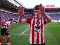 Sunderland garante vaga na Liga Europa com vitória por 2 a 1 sobre o Chelsea Sunderland garante vaga na Liga Europa com vitória por 2 a 1 sobre o Chelsea
