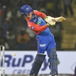 Sunil Gavaskar: Embora T20 seja um jogo feito para seis, isso não significa que os sloggers irão dominar