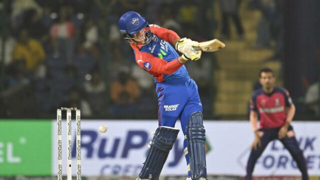 Sunil Gavaskar: Embora T20 seja um jogo feito para seis, isso não significa que os sloggers irão dominar
