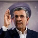 Mahmoud Ahmadinejad estava aparentemente destinado a regressar ao topo do Irão até que os acontecimentos interviessem.