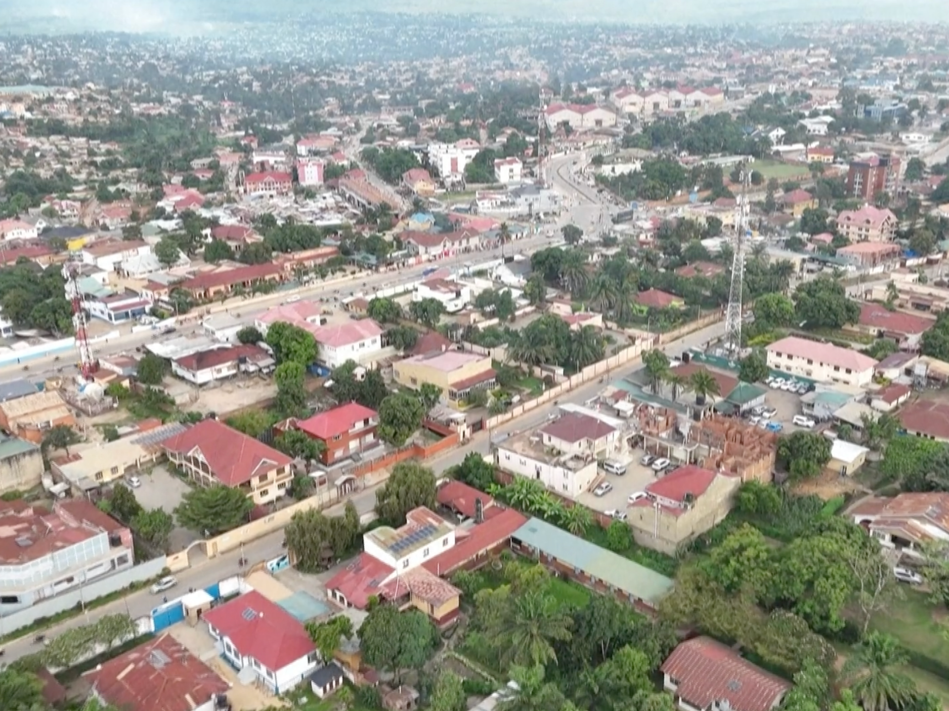 Surto de cepa rara de Ebola ceifa pelo menos 65 vidas na República Democrática do Congo