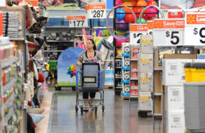 Target, Walmart, mais lojas renovadas para reconquistar clientes Target, Walmart, mais lojas renovadas para reconquistar clientes