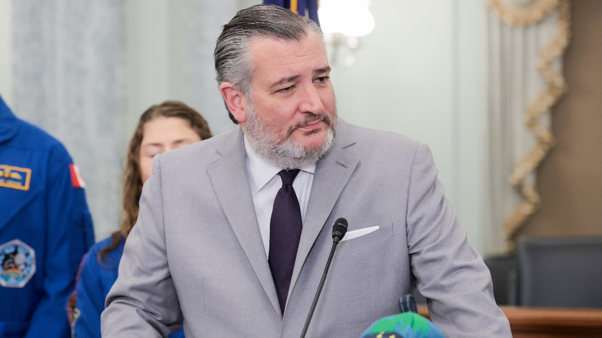 Ted Cruz discute com funcionário da Geração Z Trump sobre acordo com o Irã: ‘Calma, criança. Os adultos estão conversando’