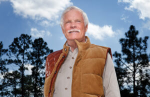 Antes que o cabo fosse legal: Ted Turner era um visionário independente e um presente para jornalistas Ted Turner Variety Cover Story