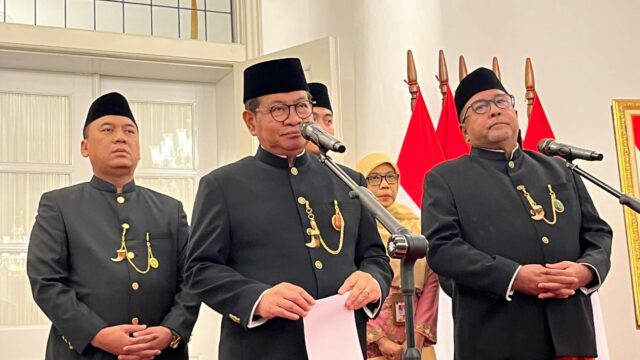 Teken Ingub Pemilahan Sampah, Pramono Bilang Masyarakat Harus Gotong Royong Atasi Masalah Sampah
