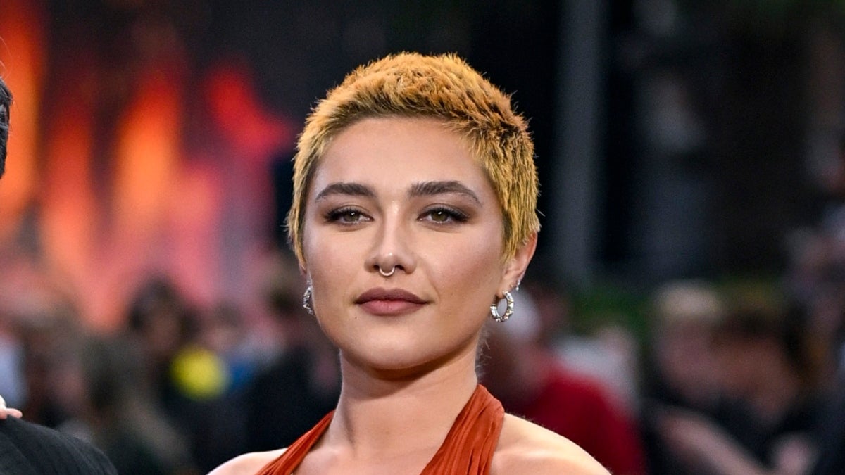 ‘The Midnight Library’, estrelado por Florence Pugh Lands na Paramount por US $ 36 milhões