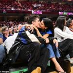 Timothee Chalamet e Kylie Jenner selaram a vitória do New York Knicks com um beijo