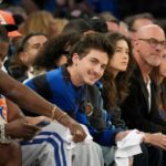 Timothee Chalamet no jogo do New York Knicks em 5 de maio no Madison Square Garden